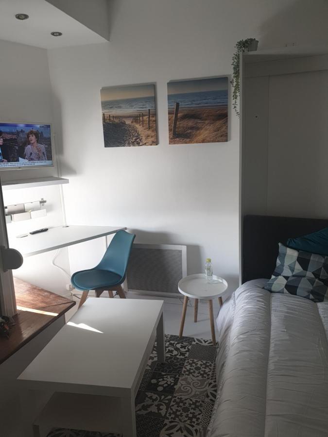 Studio Vue Mer Au Coeur De Malo Les Bains Pieds Dans L Eau Dunkirk Ngoại thất bức ảnh
